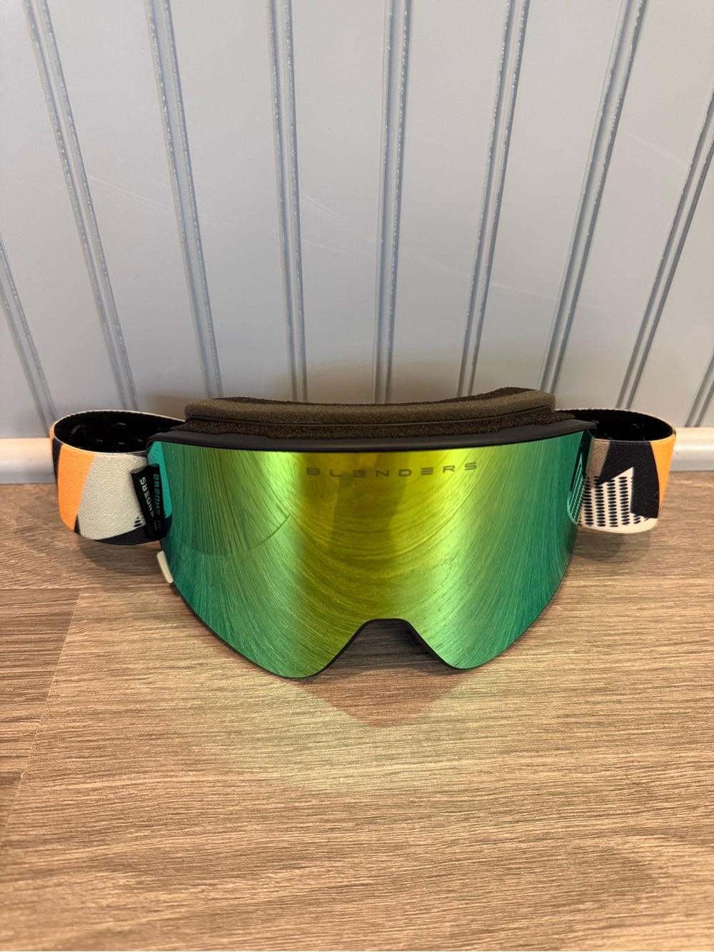 BLENDERS Snowboard Ski Mirrored Snow Goggles with Patterned Strap